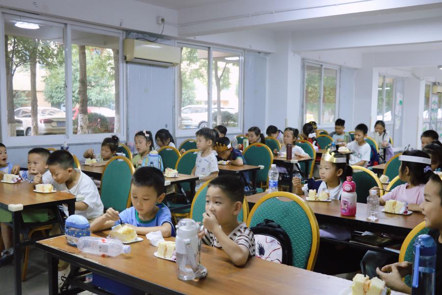 1753855600598315587F.jpg 海寧 生日會.JPG